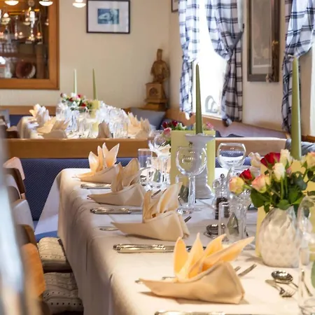 Landgasthof & Brauerei Loewen Sasbach Hotel 3*