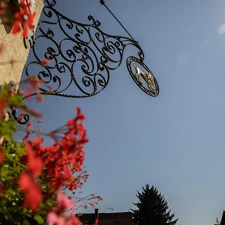 מלון Landgasthof & Brauerei Loewen Sasbach