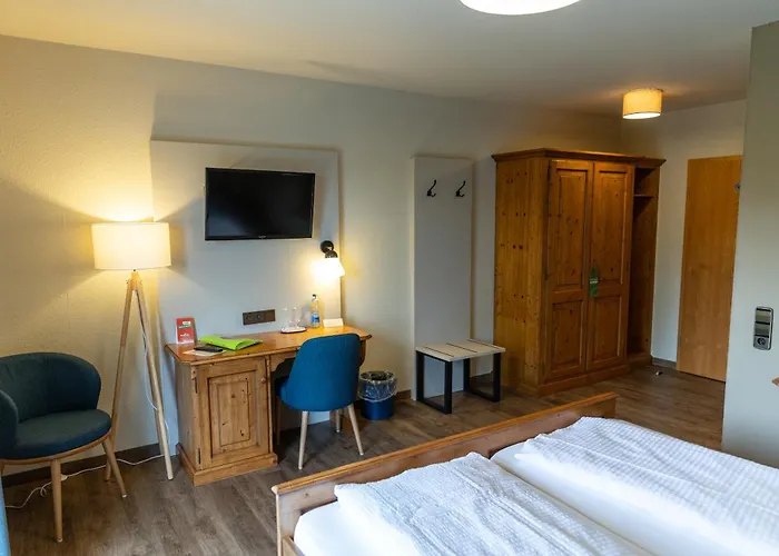 Hotel Landgasthof & Brauerei Loewen Sasbach 3*